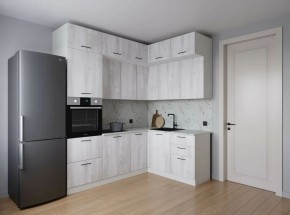 Кухонный гарнитур угловой Пайн 2200*1700 (Стол. 26мм) в Екатеринбурге - mebel24.online | фото 1