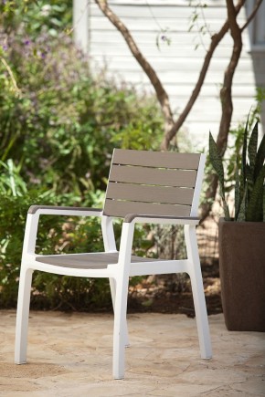 Стул c подлокотниками Гармония (Harmony armchair) белый-капучино в Екатеринбурге - mebel24.online | фото 1